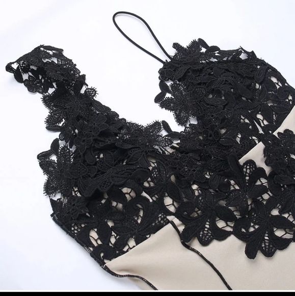 Lace body con slip dress - Picture 3 of 7